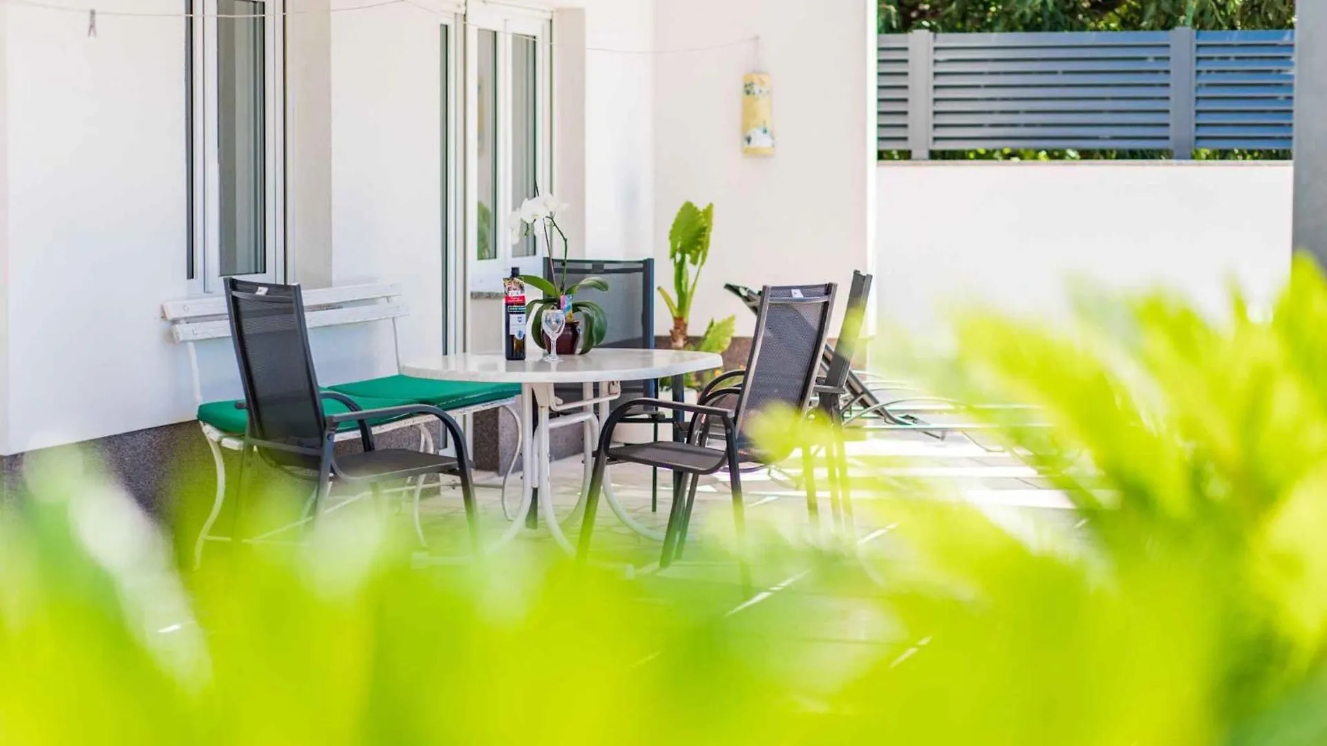 Apartment In Novi Vinodolski 15377