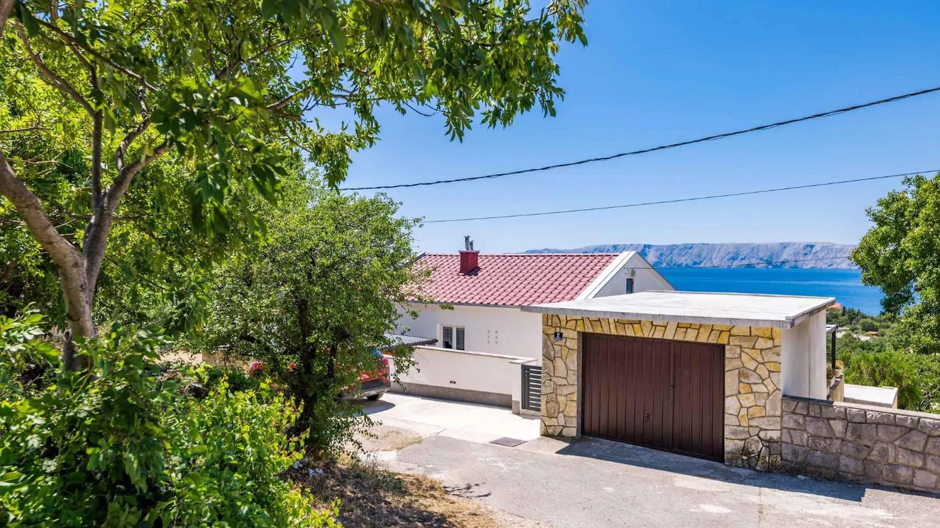 Apartment In Novi Vinodolski 15377